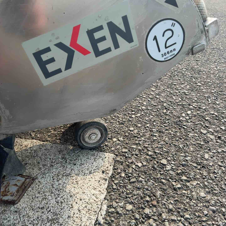【店頭受取り限定】EXEN コンクリートカッター湿式手押しカッター ERC12CB【藤沢店】