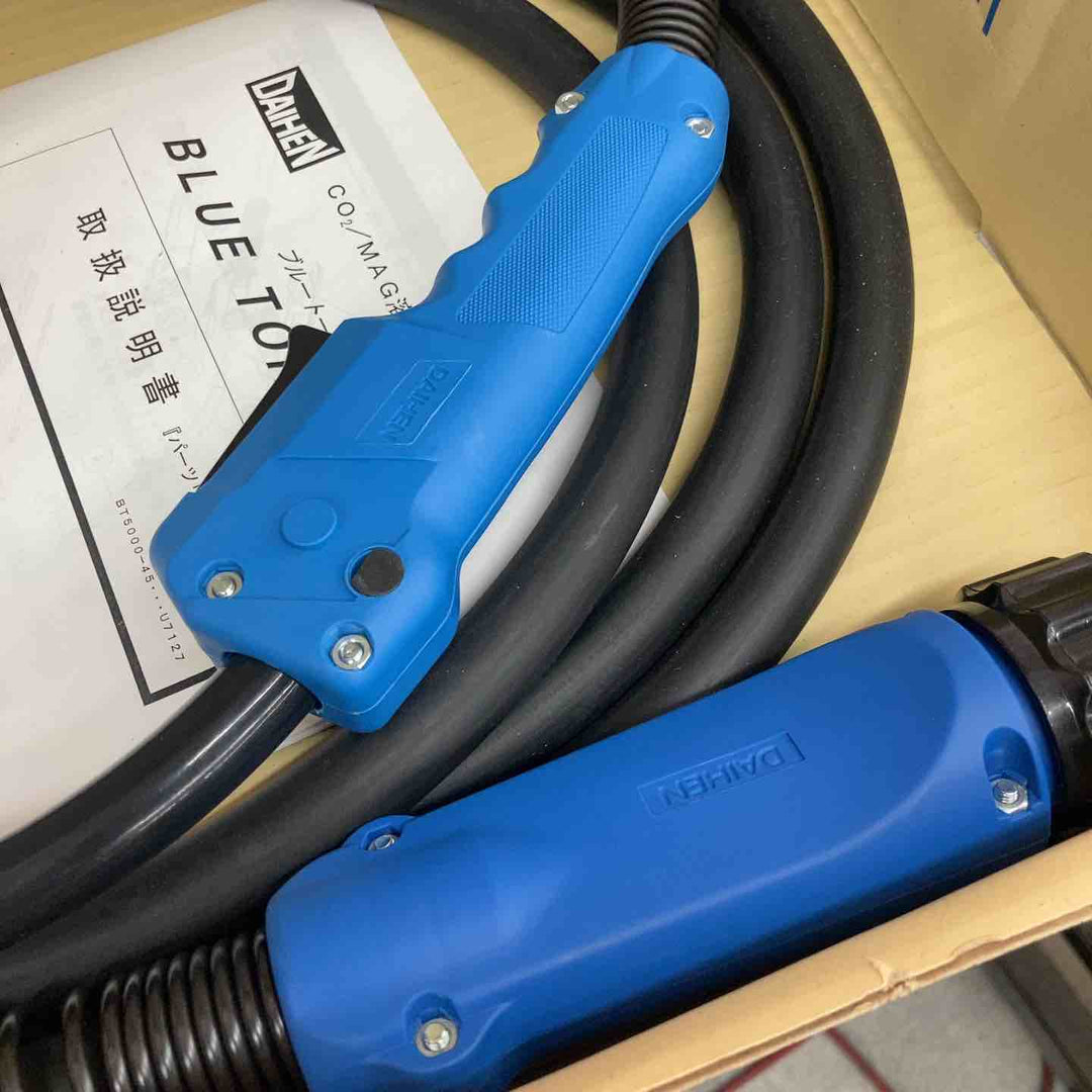 ダイヘン(DAIHEN) ブルートーチ3 BT5000-45 半自動溶接トーチ 長さ4.5 m 500A用 ※箱潰れあり【八潮店】