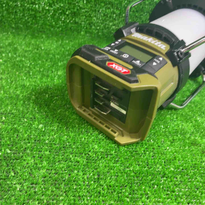 ★マキタ(makita) コードレスランタン付ラジオ MR008GZO【藤沢店】