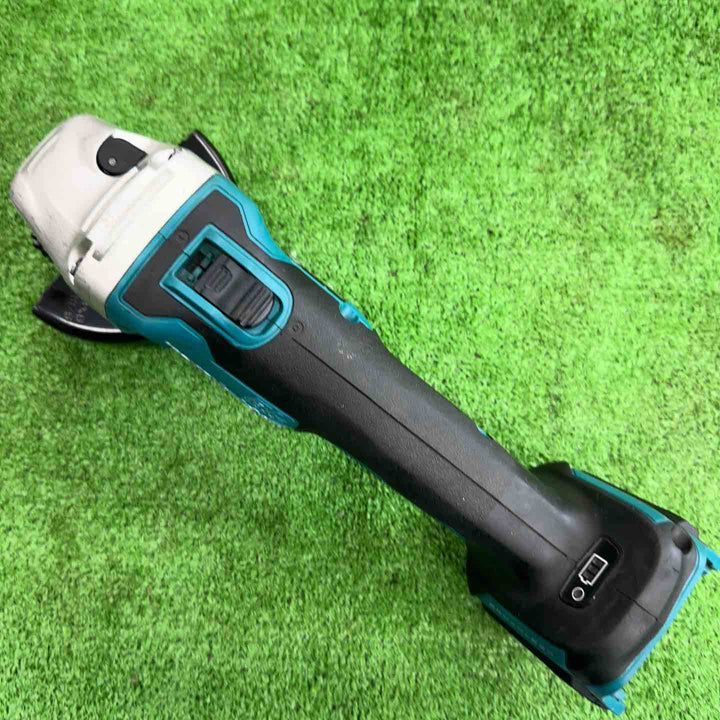 【中古】 マキタ makita 18V 100mm コードレスディスクグラインダ GA404DZ 本体のみ 切削 研磨 【桶川店】