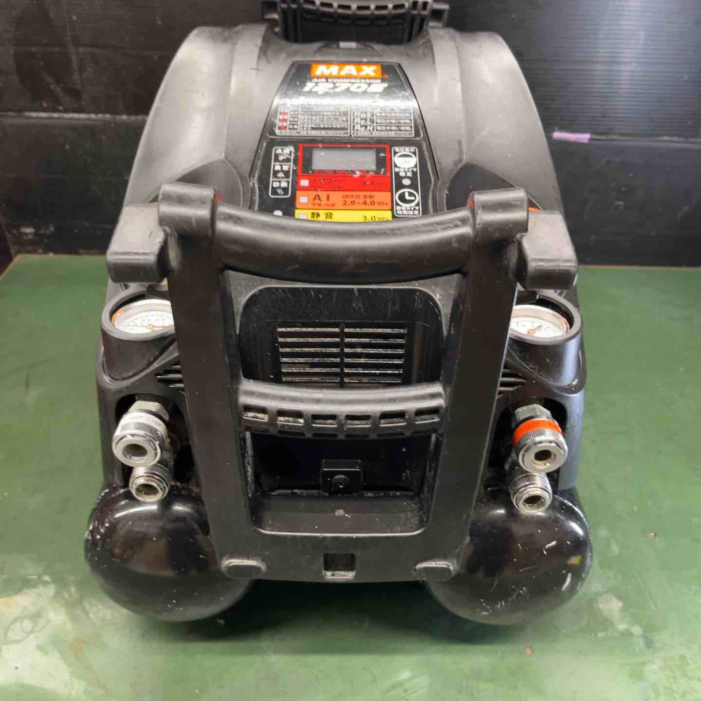 ☆マックス(MAX) エアコンプレッサー AK-HL1270E_ブラック 満タン時間5
