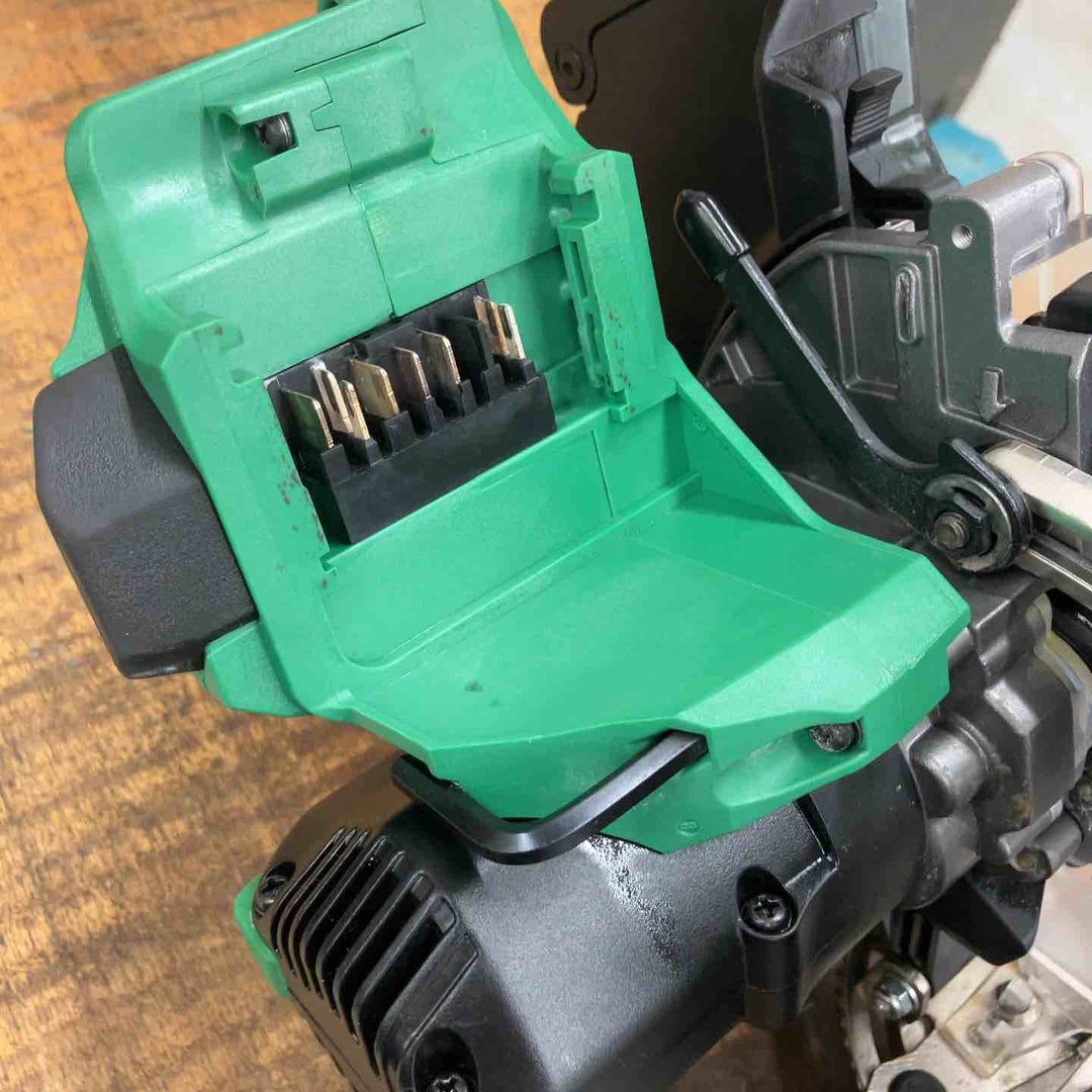 ★ハイコーキ(HIKOKI ※旧:日立工機) コードレス集じん丸のこ C3605DYB(NN)【八潮店】