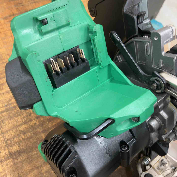 ★ハイコーキ(HIKOKI ※旧:日立工機) コードレス集じん丸のこ C3605DYB(NN)【八潮店】