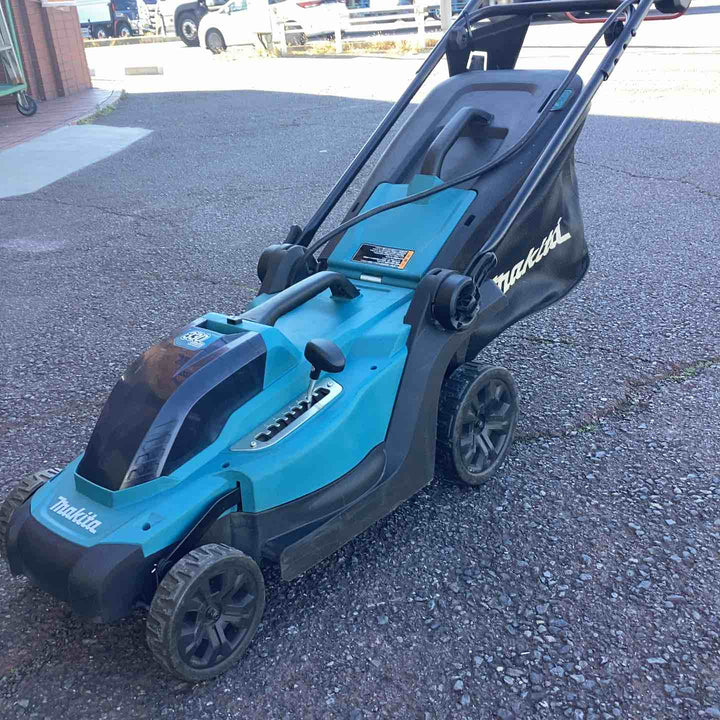 【店頭受取り限定】マキタ(Makita) 330ミリ充電式芝刈機 18V バッテリ、充電器別売 MLM330DZ 青【越谷店】