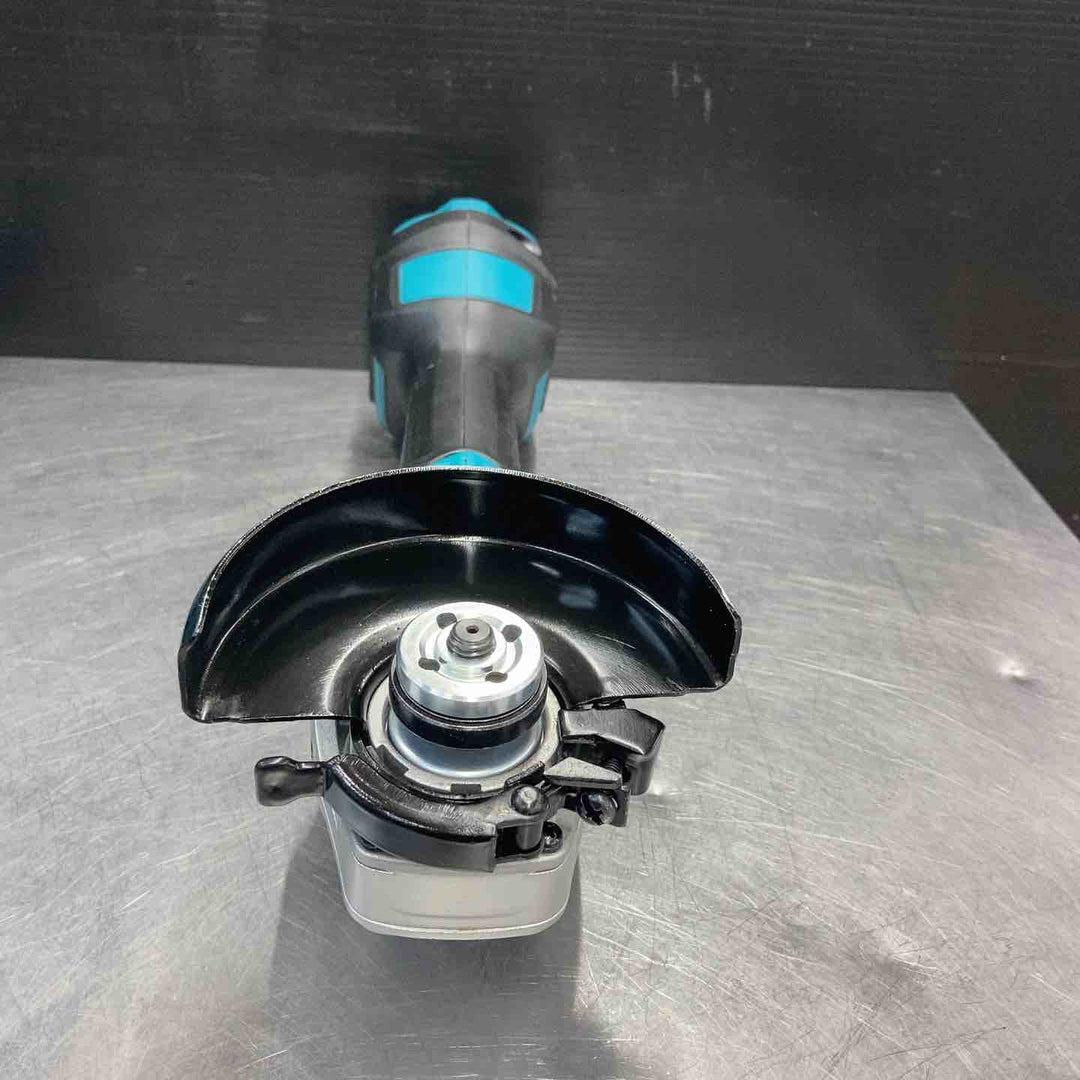 【中古美品】 マキタ(makita) 100mmコードレスディスクグラインダ GA404DRGXN 【東大和店】
