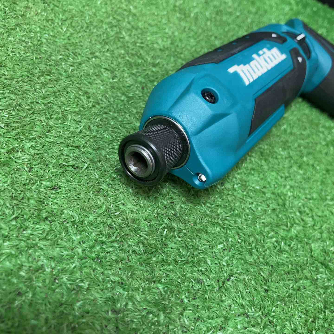 ★マキタ(makita) 7.2V コードレスペンインパクトドライバ TD023DSHX【岩槻店】