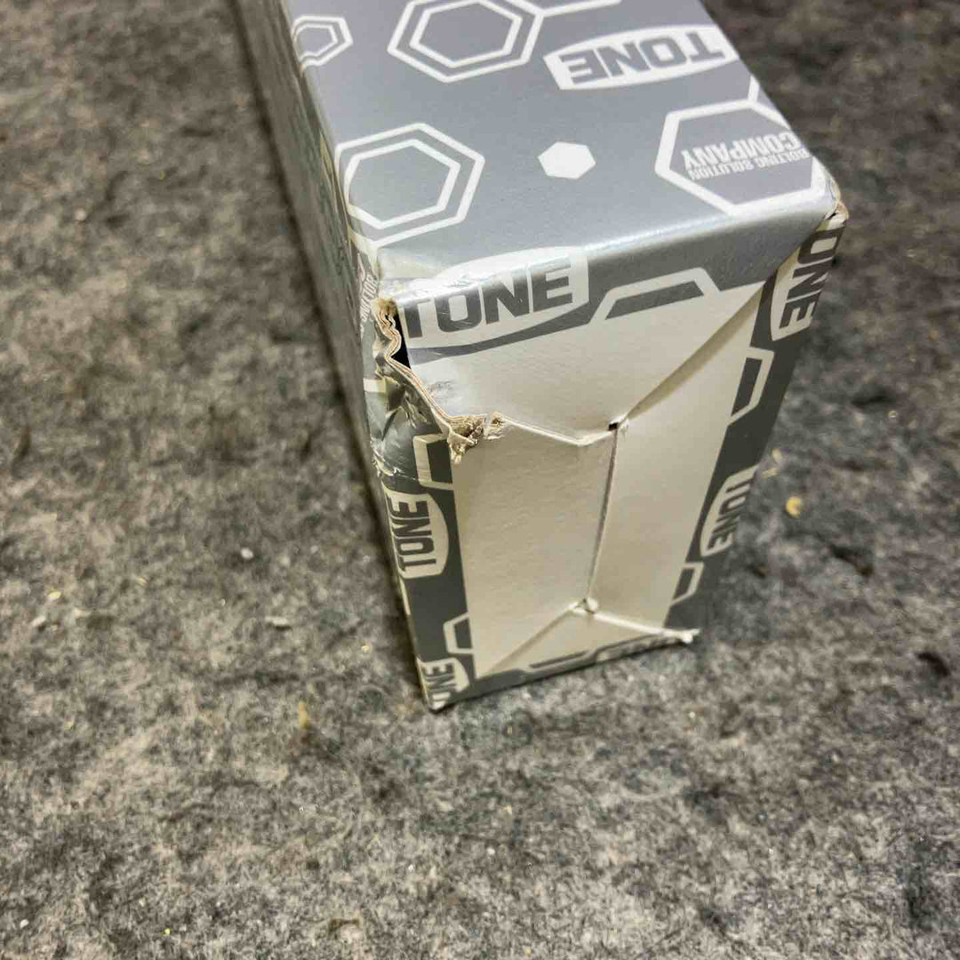 ◇トネ(TONE) ソケットレンチセット 差込角12.7mm(1/2") 770M 内容16点 シルバー【桶川店】