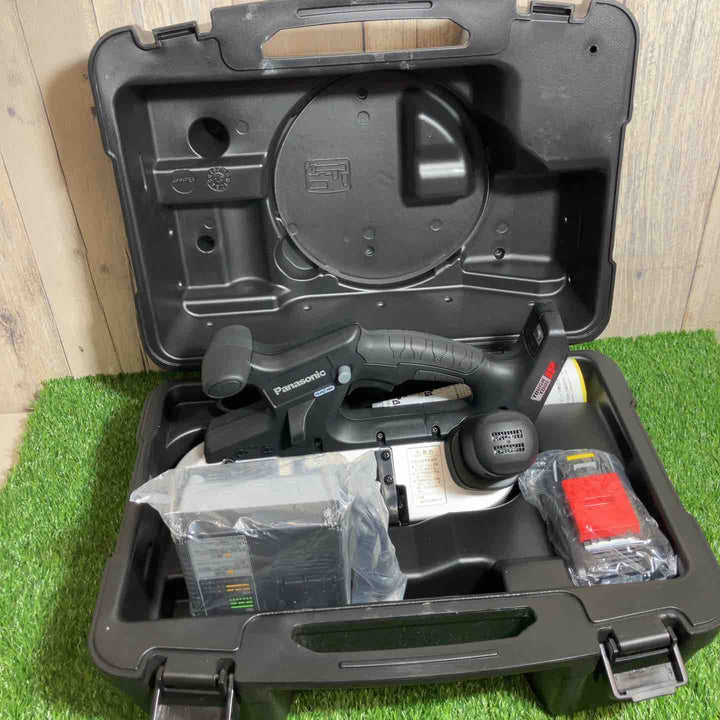 ★パナソニック(Panasonic)14.4V/18Vコードレスバンドソー EZ45A5X-B 18V3.0Ahバッテリー1個・充電器付属【戸田店】