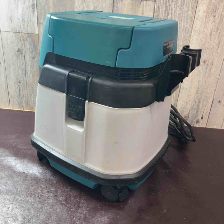 【中古品】 マキタ(makita) 集じん機 乾湿両用 474(P) 【東大和店】