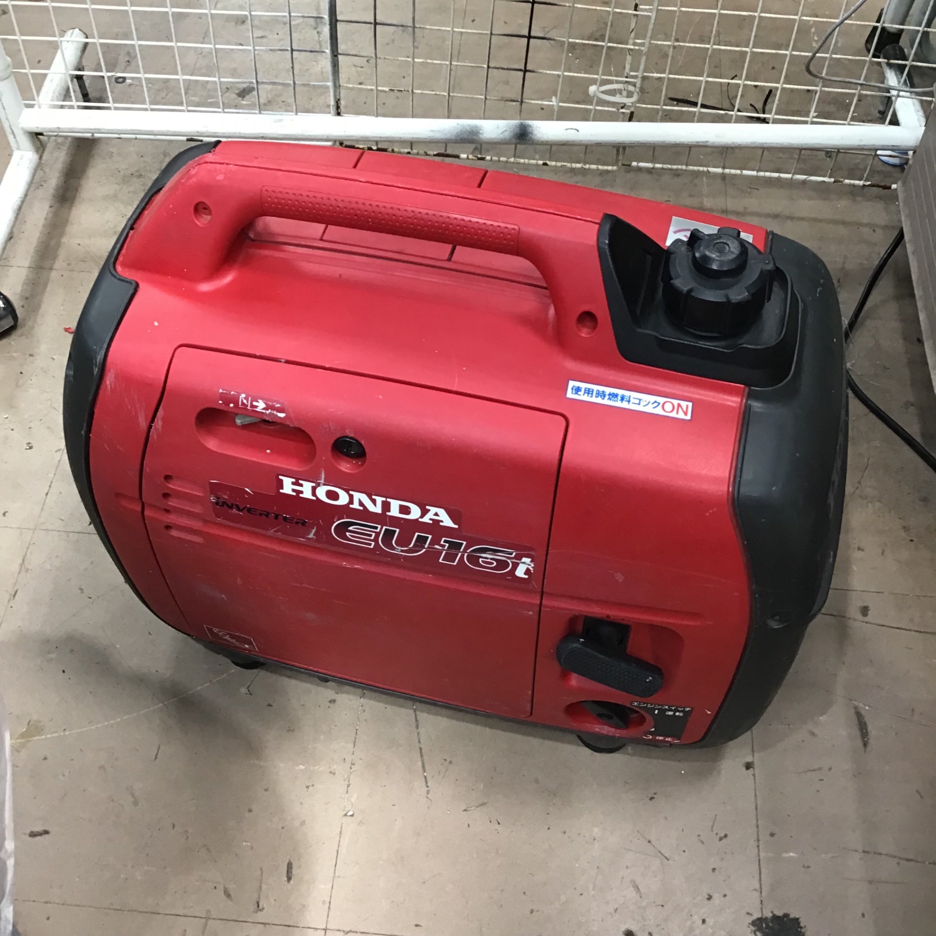 HONDA EU16i INVERTER 大人しく ホンダ インバーター発電機