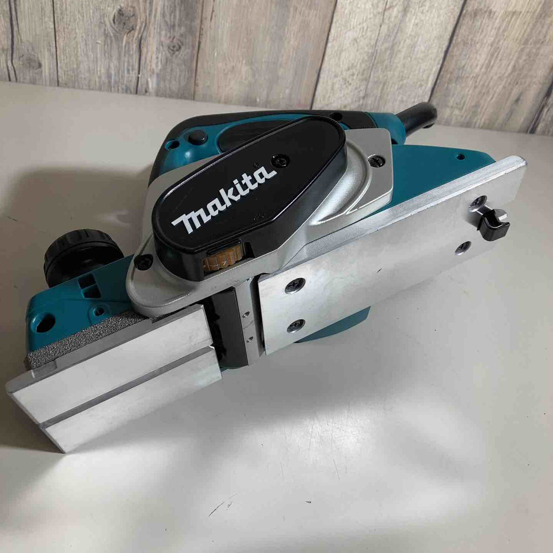 ☆マキタ(makita) 電気カンナ KP0800ASP 替刃式【戸田店】