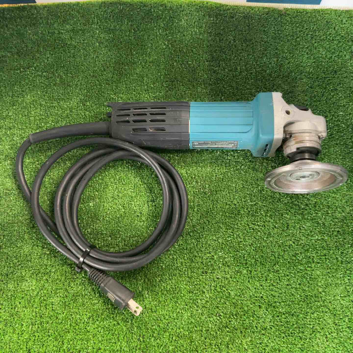 ☆マキタ(makita) 100mmディスクグラインダー GA4031【草加店】