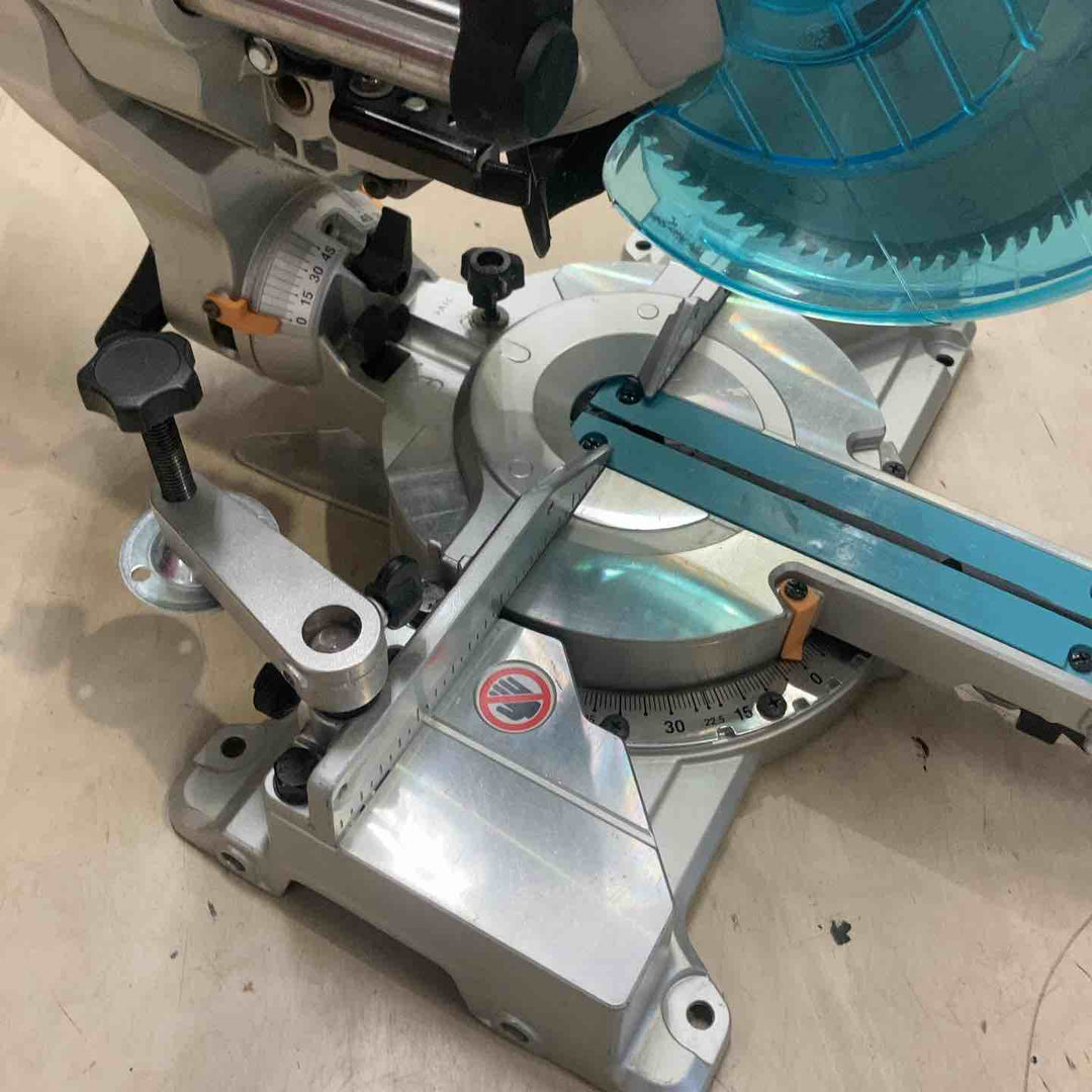 ★マキタ(makita) コードレススライドマルノコ LS610DZ【町田店】