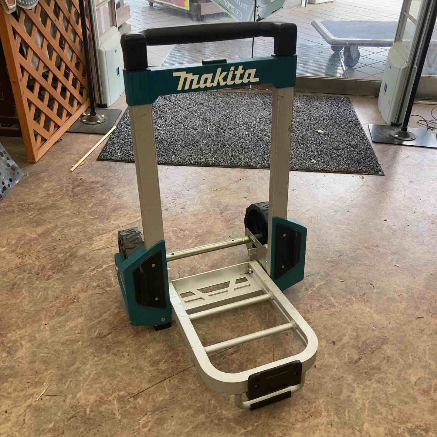 店頭受取り限定】☆マキタ(makita) トローリ A-60648 マックパック運搬