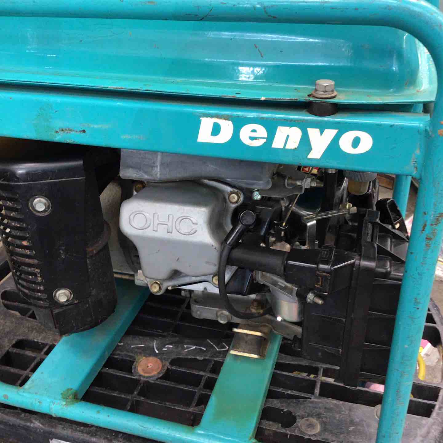 店頭受取り限定】デンヨー(Denyo) ガソリン発電機 GA-2605U2 店頭受取り限定】デンヨー(Denyo) ガソリン発電機 GA-2605U2