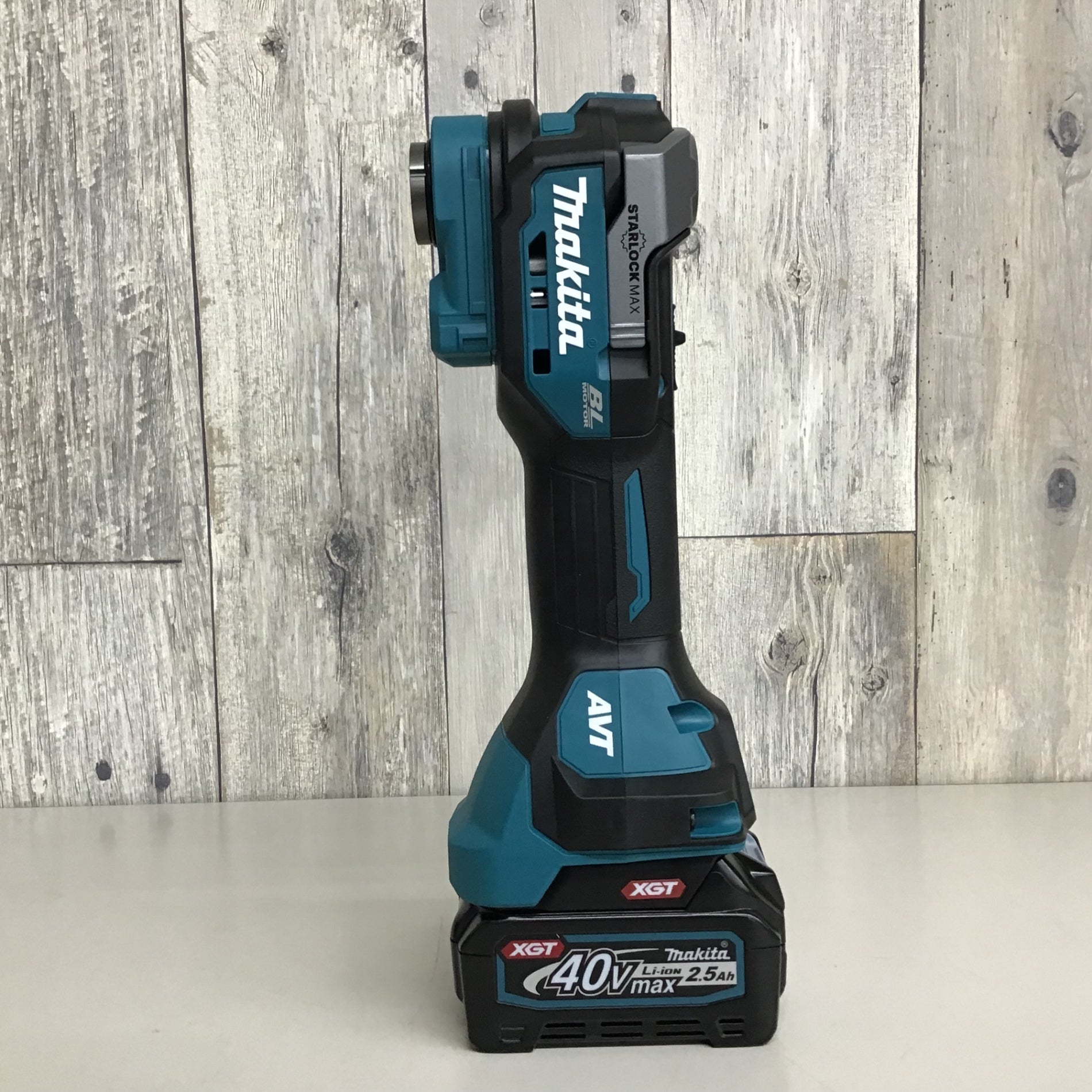 【未使用品】 マキタ makita コードレス マルチツール TM001GRDX バッテリー&充電器付 純正 充電式 40V 【戸田店】 未使用品 店頭展示品】☆マキタ makita 40V コードレスマルチツール