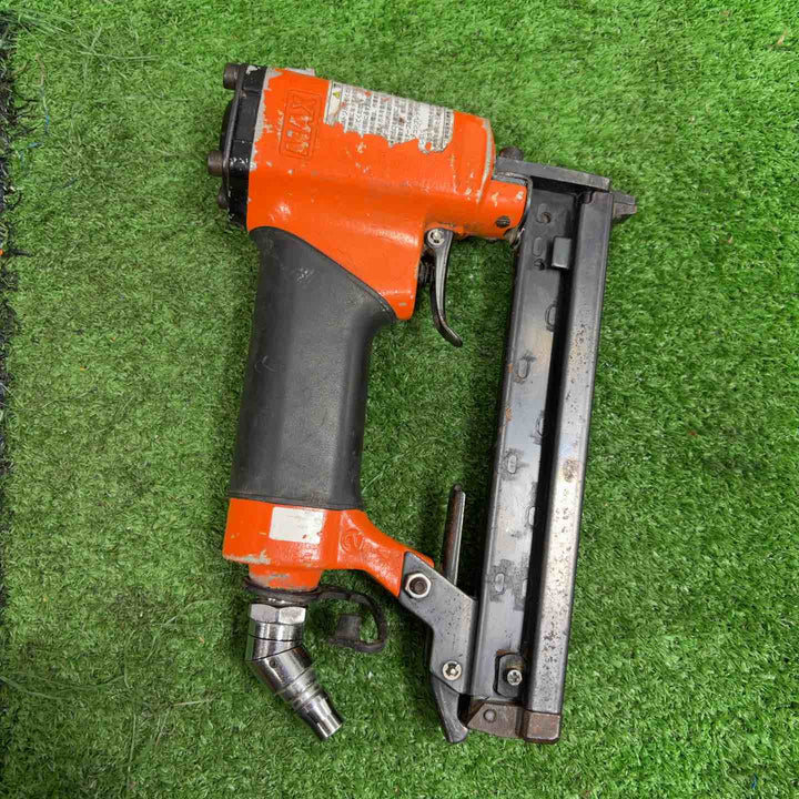 ◇マックス(MAX) 常圧エアタッカ F線ステープル用 (TA-20FP/222Fキュウオン)【草加店】