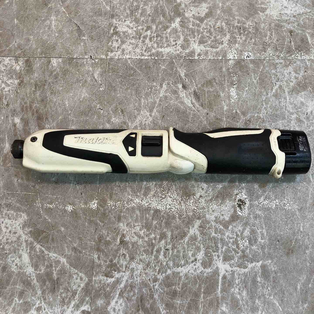 ◇マキタ(makita) コードレスペンインパクトドライバー TD021DZW【八潮店】