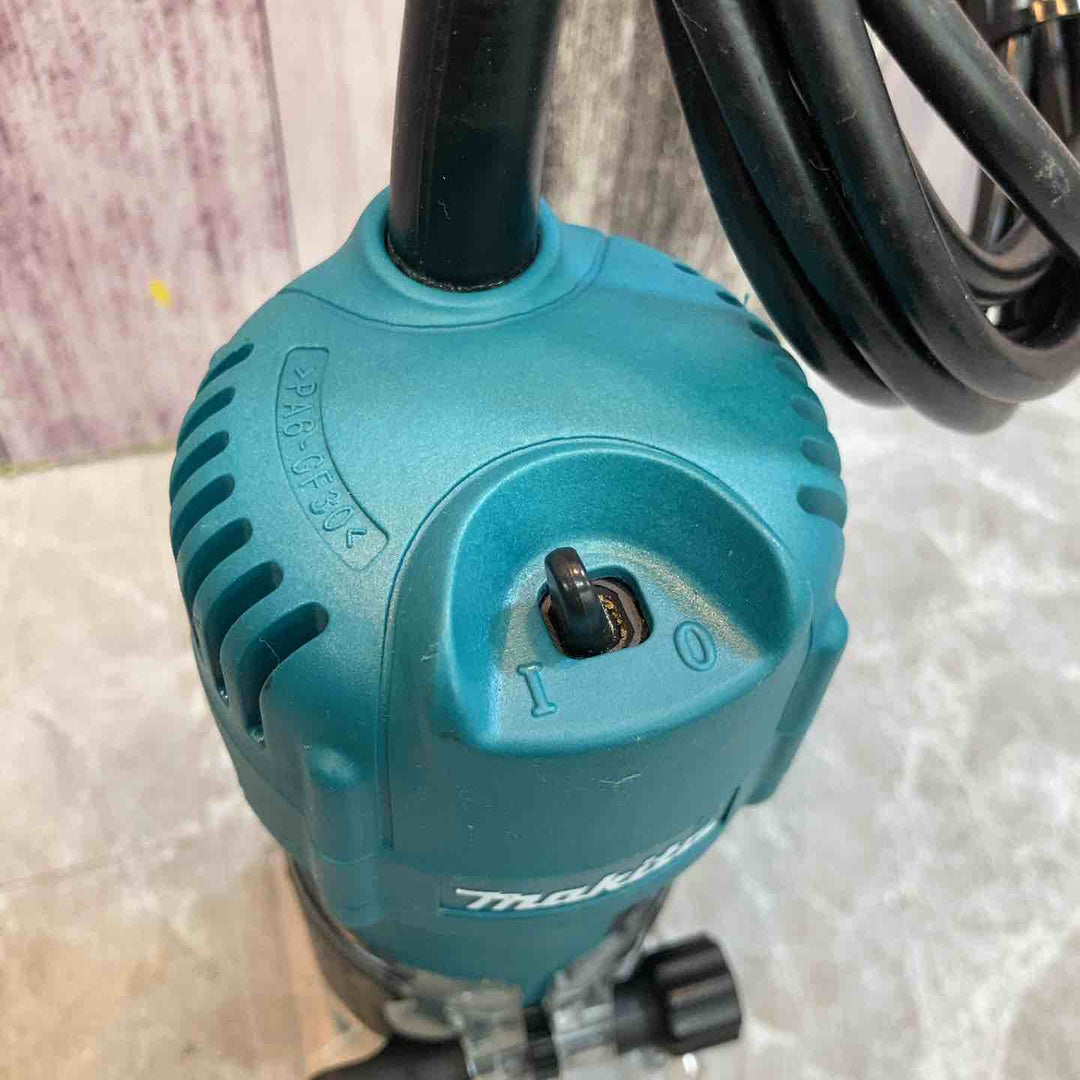 ☆マキタ(makita) 6mmトリマ 3709【八潮店】