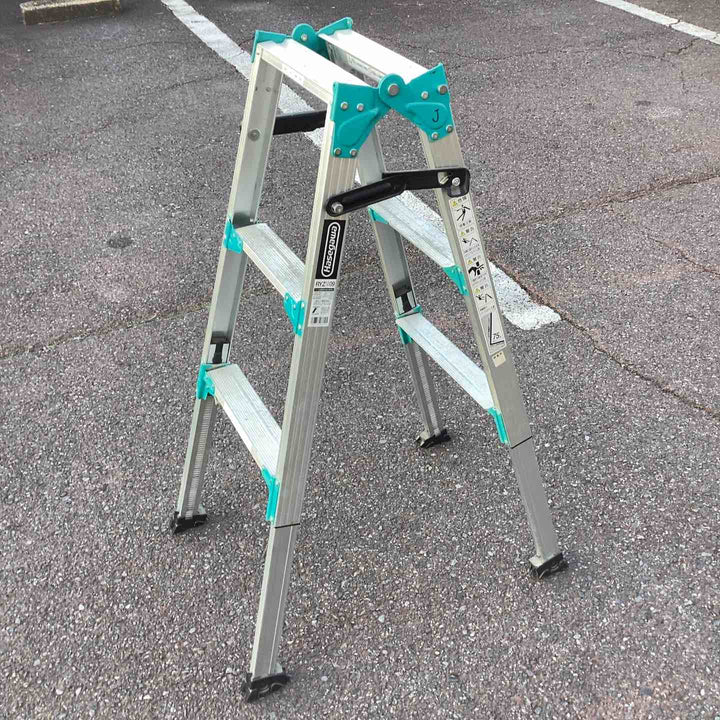 【店頭受取り限定】◇長谷川工業(Hasegawa) 脚部伸縮式はしご兼用脚立(ワンタッチバー付) 3段 RYZ-09c (0.72~1.03m) (10192) 【2022年モデル】 レッド【越谷店】