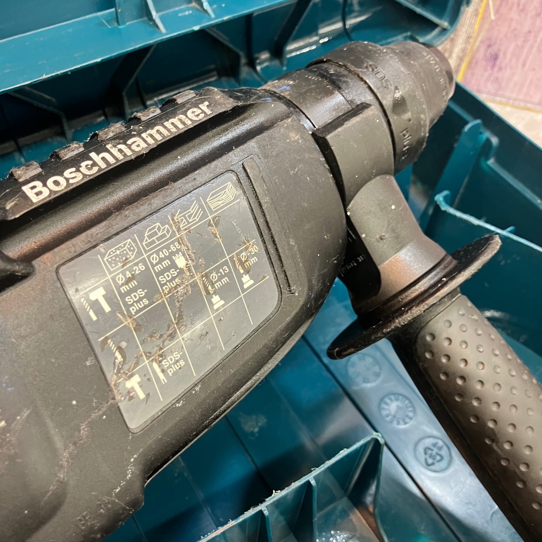◇ボッシュ(BOSCH) SDSプラスハンマドリル GBH2-26DRE SDSプラス 3