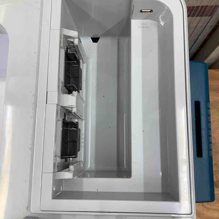 【中古品】★マキタ(makita) コードレス冷温庫 CW180DZ 本体のみ 20L【柏店】