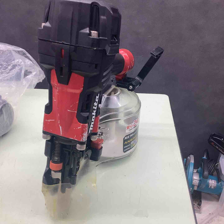 ★マキタ(makita) 高圧エア釘打ち機 AN936H【越谷店】