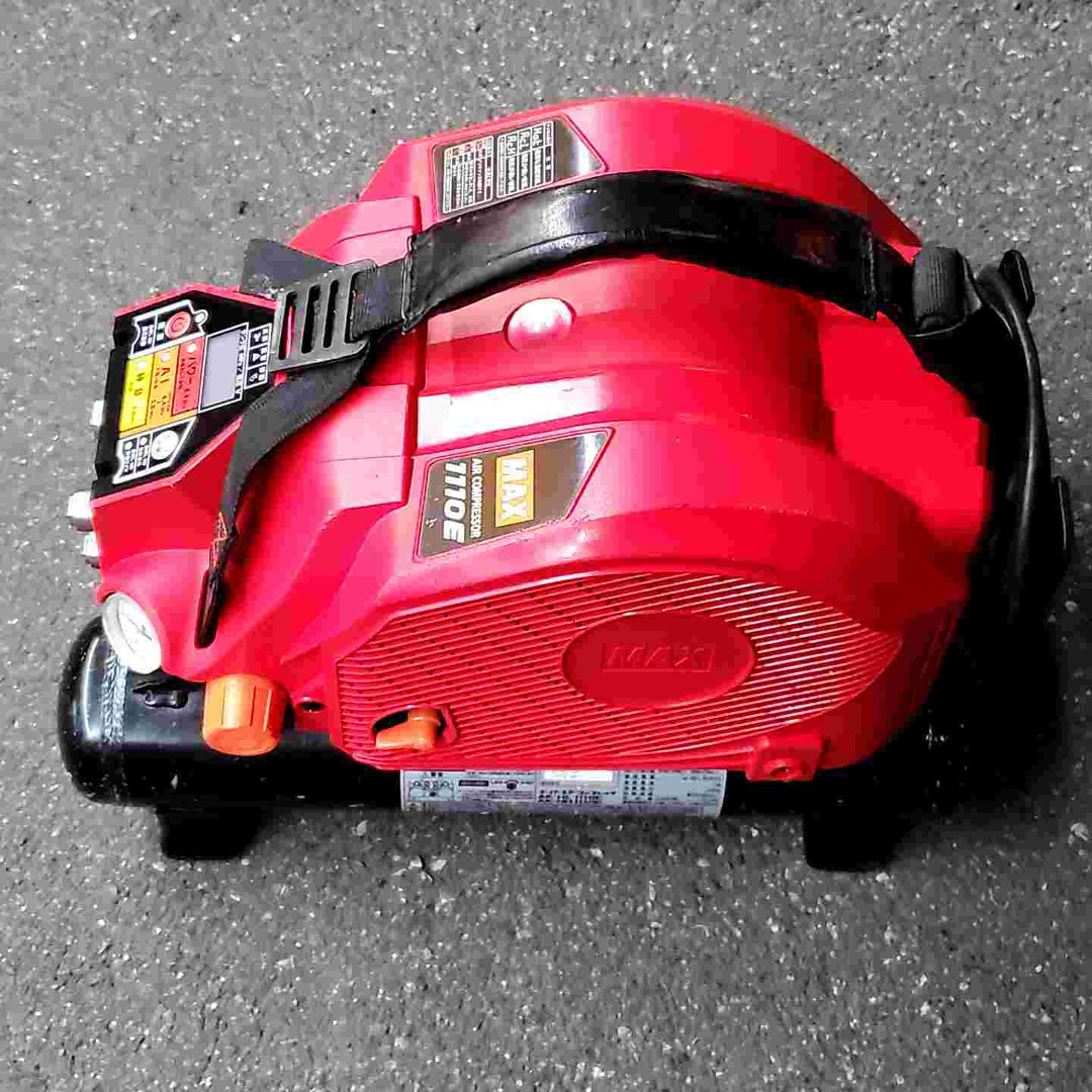 ★マックス(MAX) 常圧高圧兼用エアコンプレッサー AK-HL1110E 充填時間：4分15秒・スイッチパネル交換済み。【鴻巣店】