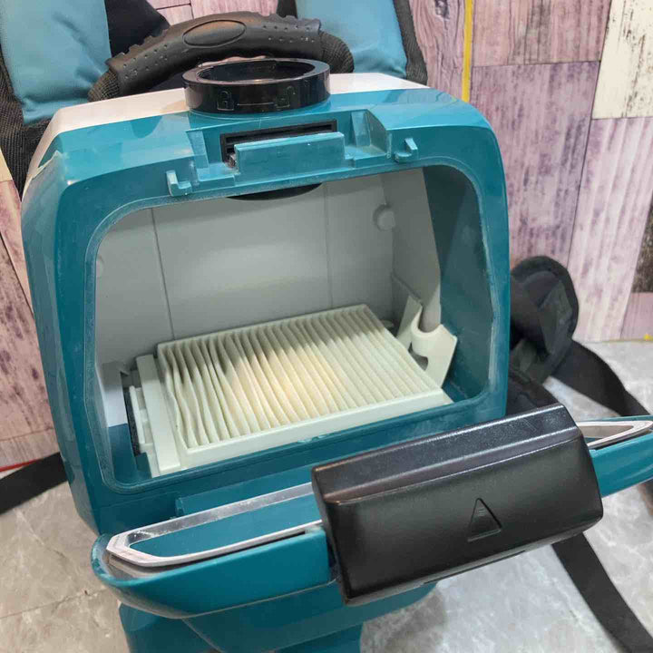 ★マキタ(makita) コードレス背負集じん機 VC265DZ(本体のみ)【八潮店】