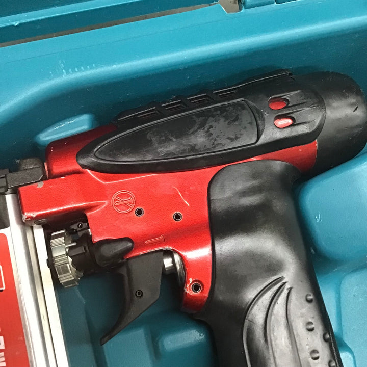 【中古品】 マキタ/makita 高圧ピンネイラ・AF501HP 【鴻巣店】