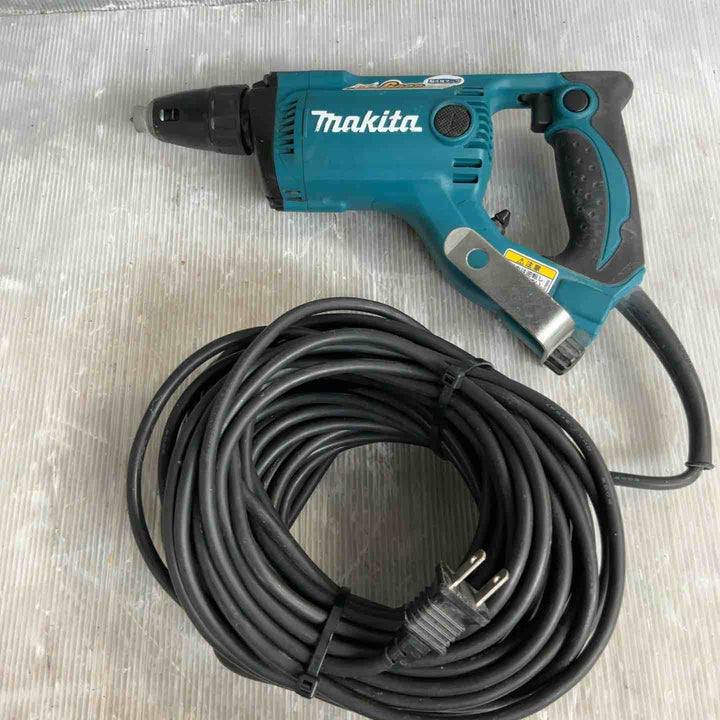 ◇マキタ(makita) ボードスクリュードライバ 6815【草加店】