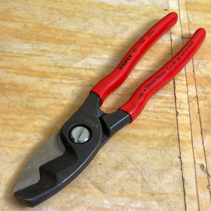 ▼クニペックス KNIPEX 95 11 200 ケーブルニッパー（ハサミ式）【川崎店】