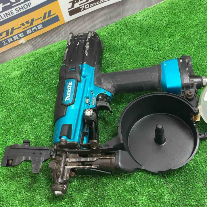 ★マキタ(makita) 高圧エアネジ打ち機 AR411HRM【草加店】