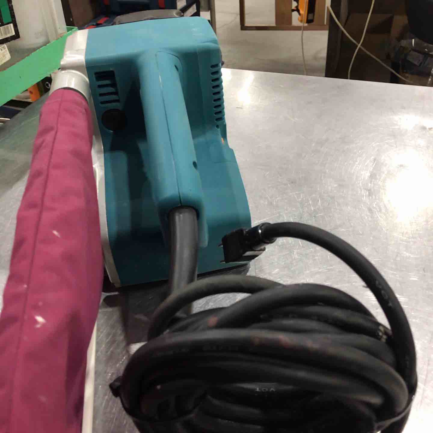 ☆マキタ(makita) ベルトサンダ 9404【川口店】 – アクトツール