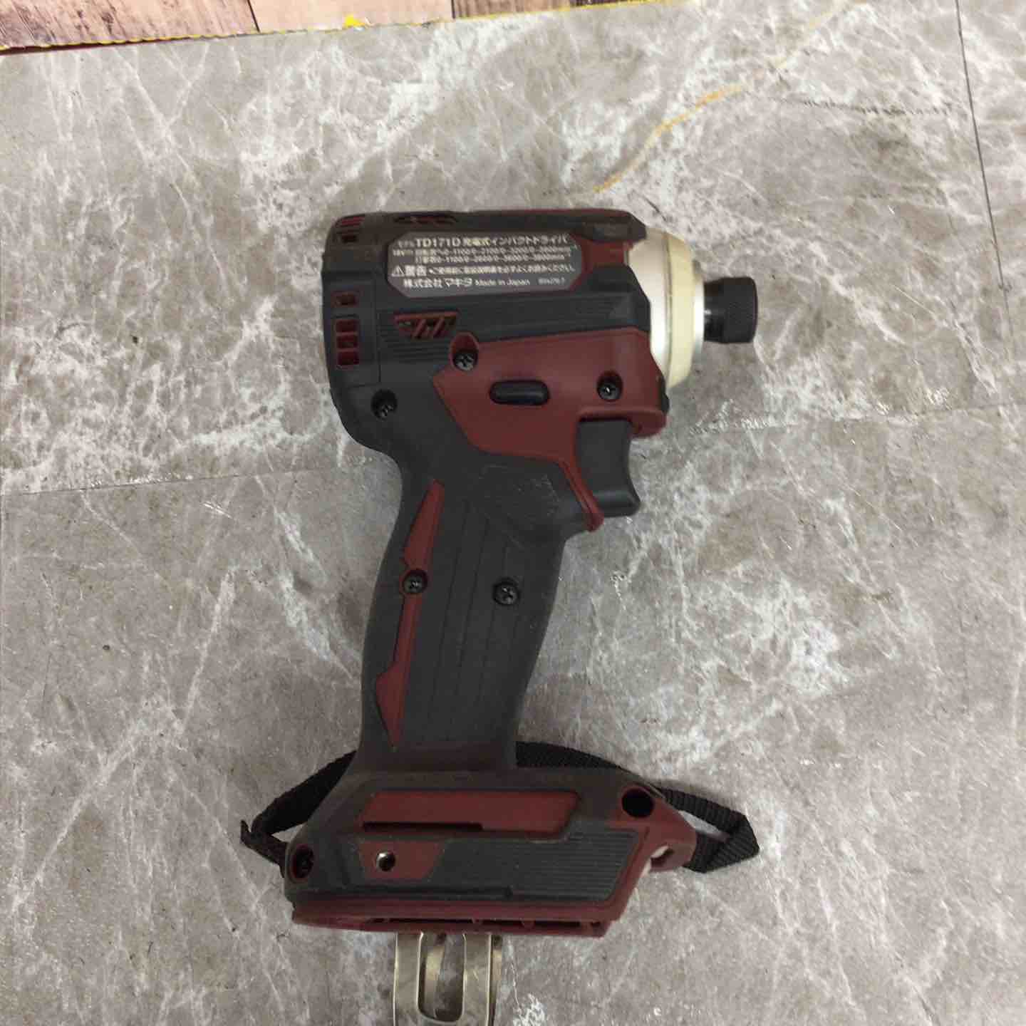 ☆マキタ(makita) コードレスインパクトドライバー TD171DGXAR【八潮店 ☆マキタ(makita) コードレスインパクトドライバー TD171DGXAR【八潮店