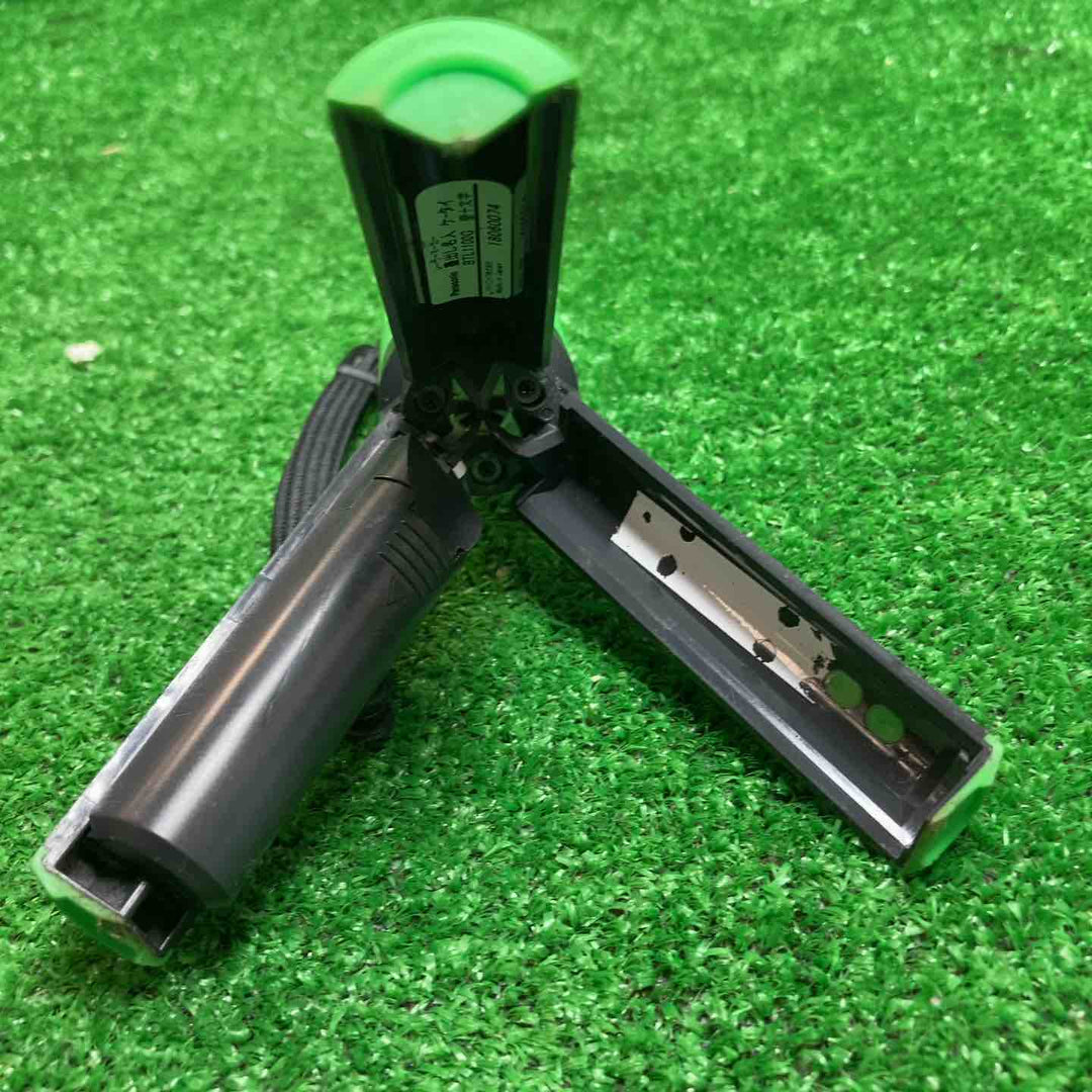 パナソニック(Panasonic) レーザー墨出し器 墨出し名人 十字・地墨 BTL1100G【川崎店】