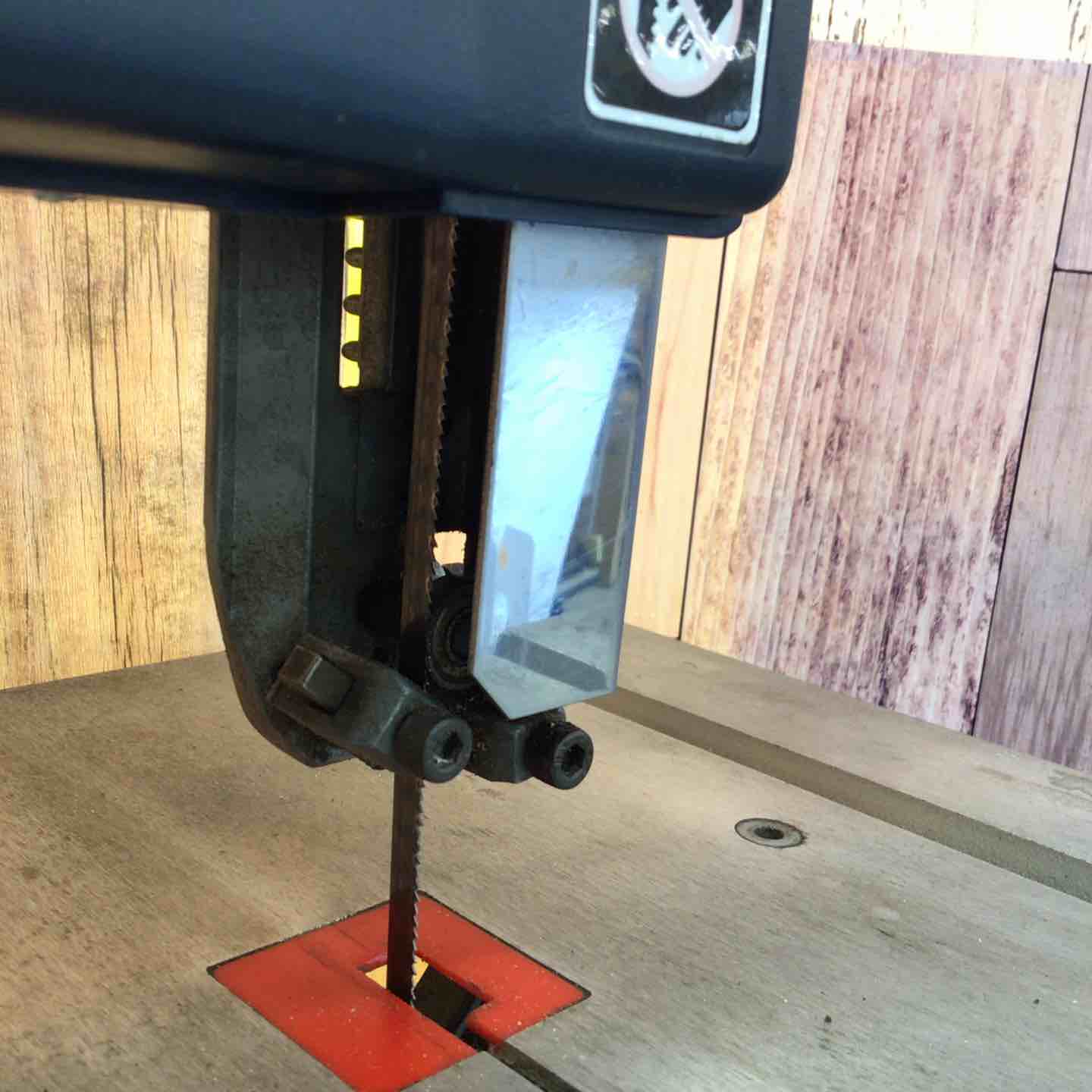 中古品】◇リョービ(RYOBI) 卓上バンドソー TBS-80【八潮店】 – アクト