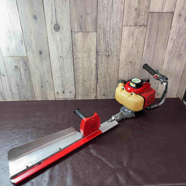 【中古品】 OCHIAI エンジンヘッジトリマー TE7C プライマリーポンプ新品交換済 【東大和店】