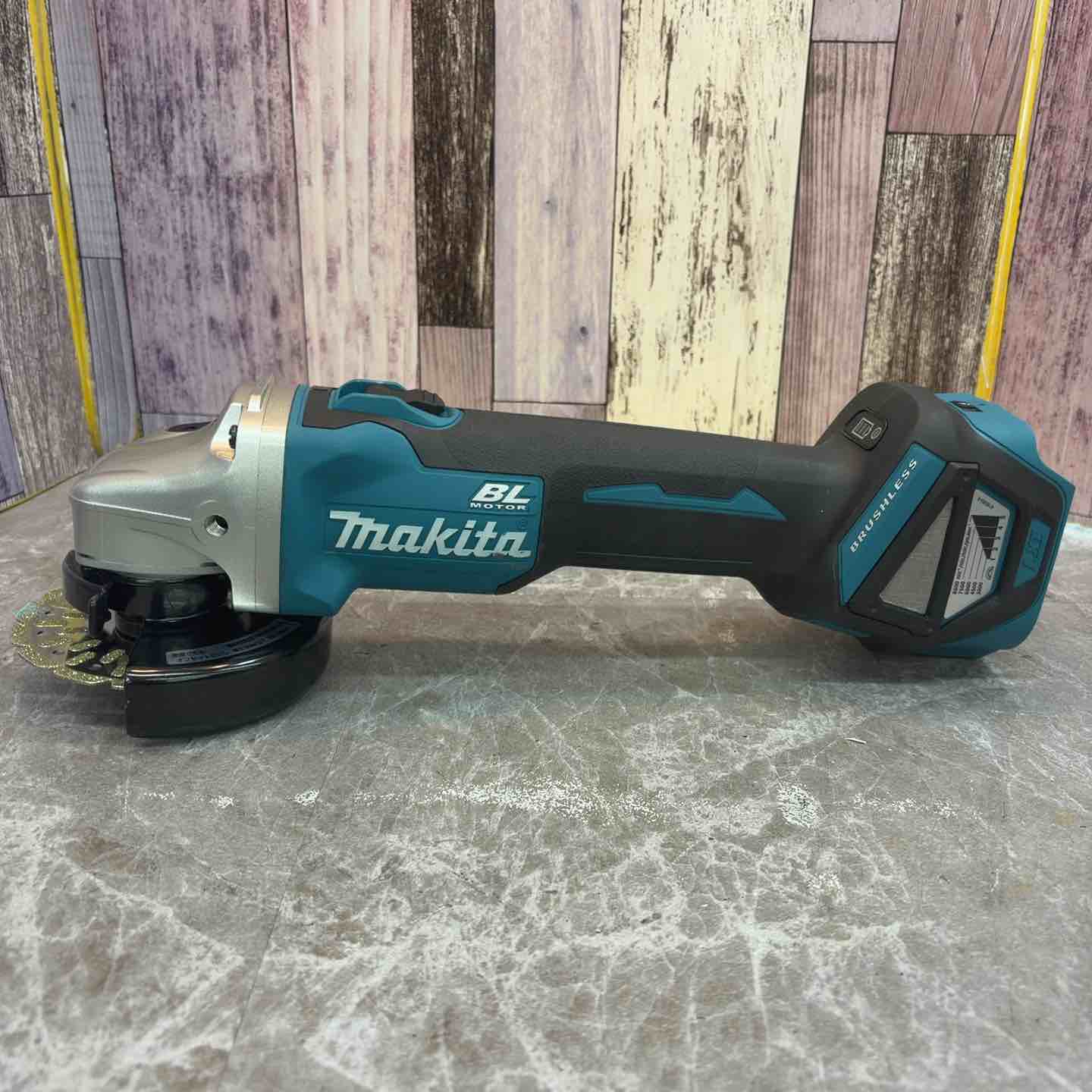 ☆マキタ(makita) 100mmコードレスディスクグラインダ GA412DZ【八潮店