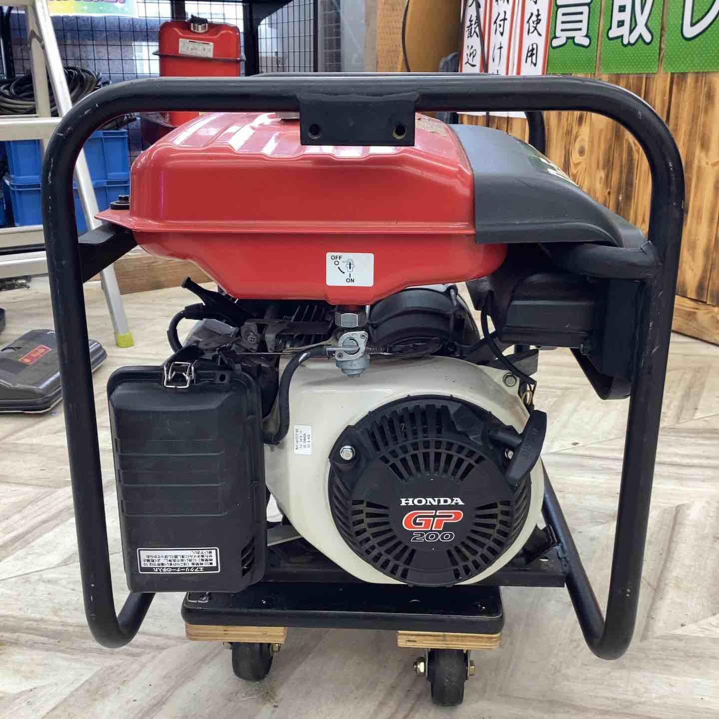 店頭受取り限定】◇ダイシン(DAISHIN) 大型タンク発電機 CBM2600 50Hz
