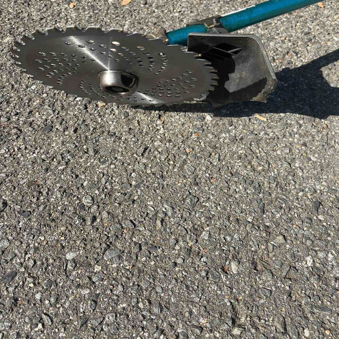 【店頭受取り限定】★マキタ(makita) コードレス草刈機 MUR005GZ【所沢店】