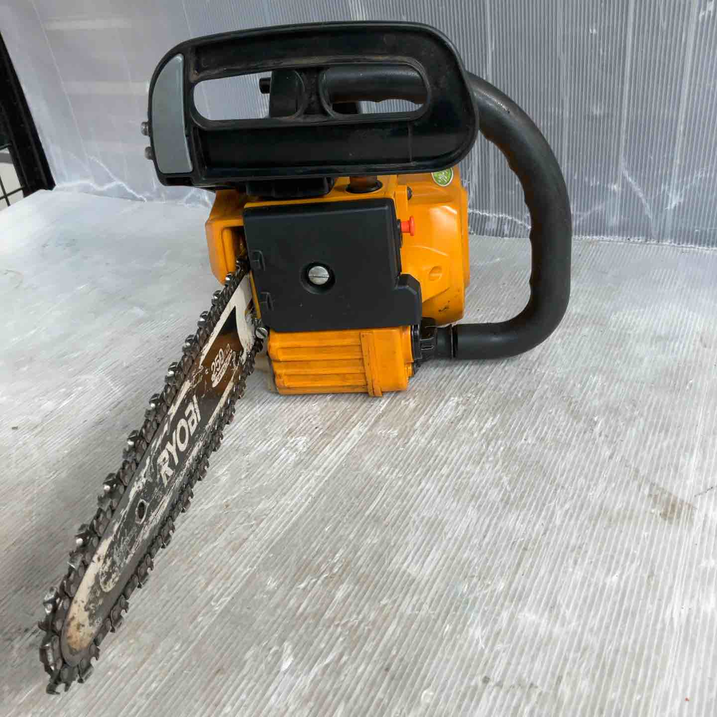 ☆京セラ(リョービ) エンジンチェーンソー ES-3025V【草加店