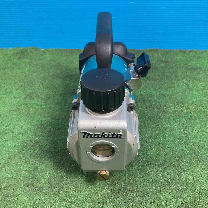 ★マキタ(makita) コードレス真空ポンプ VP180DZ 18V3.0Ahバッテリー付 充電2回！【岩槻店】