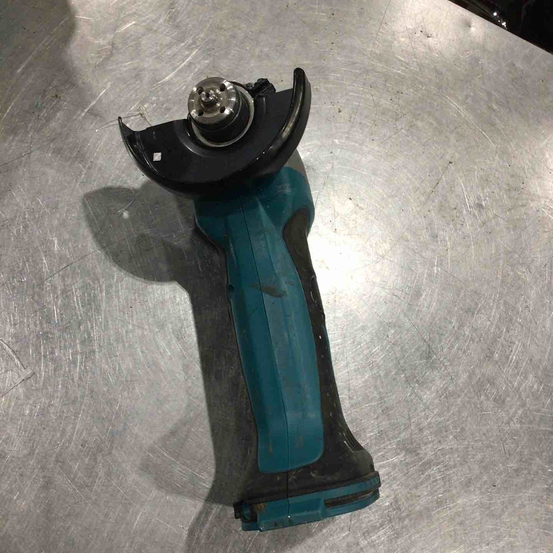 ☆マキタ(makita) 100mmコードレスディスクグラインダー GA400DZ【川口店】
