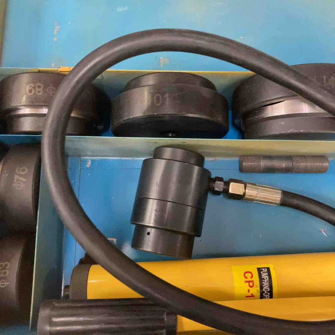 Bonvoisin 油圧パンチャー 手動穴あけパンチ 15トン ステンレス鋼 鉄板 工事 建築 工業 金型付き (SYK-15A(16~51mm))【町田店】