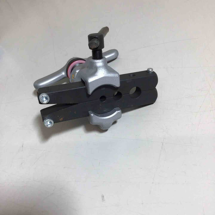 ◇イチネンTASCO オイル逆流防止弁付ウルトラミニツーステージ真空ポンプ TA150SW【戸田店】