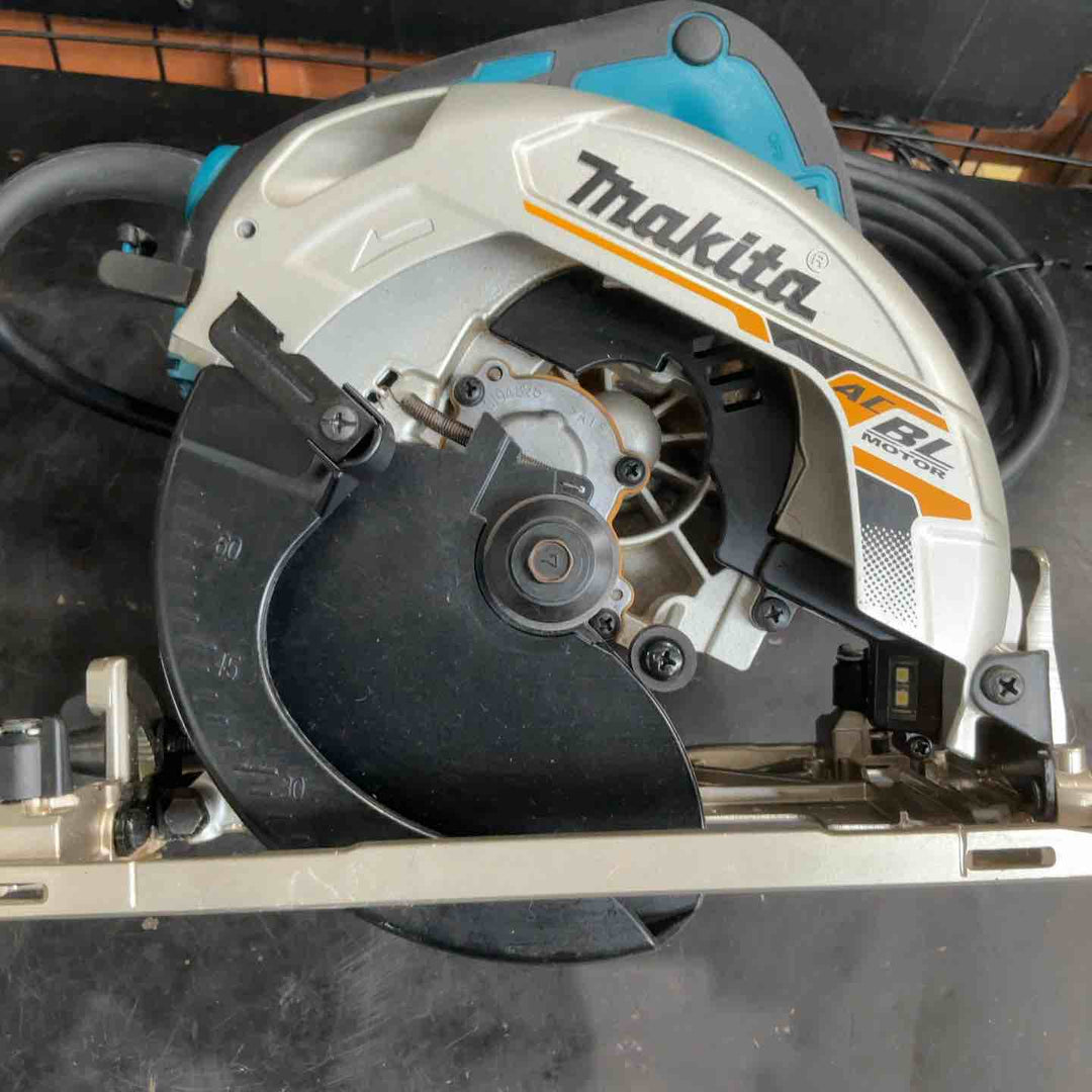 ★マキタ(makita) 電子マルノコ HS6303【草加店】