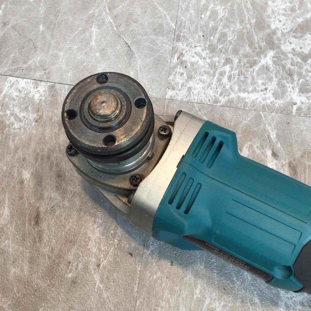 ★マキタ(makita) 125mmコードレスディスクグラインダー GA504DRGXN【八潮店】