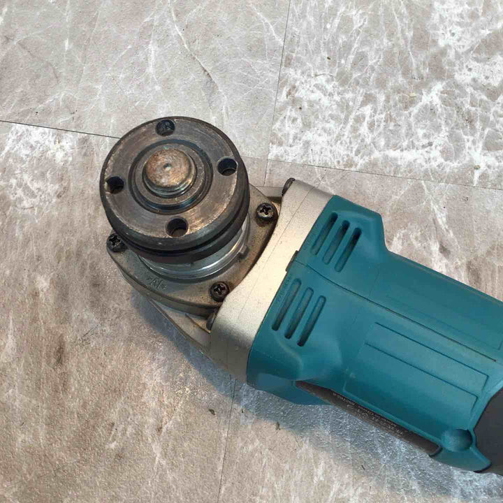 ★マキタ(makita) 125mmコードレスディスクグラインダー GA504DRGXN【八潮店】