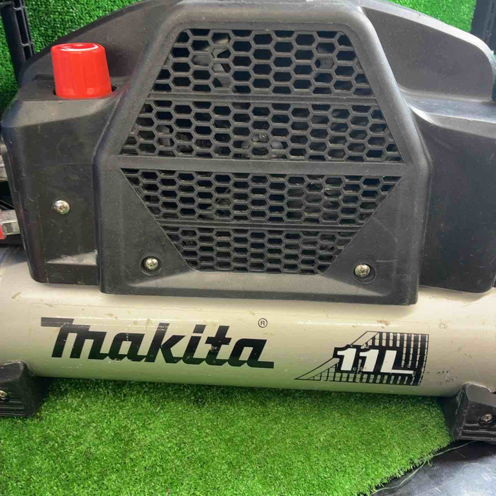 マキタ(makita) エアコンプレッサー AC462XLB【藤沢店】